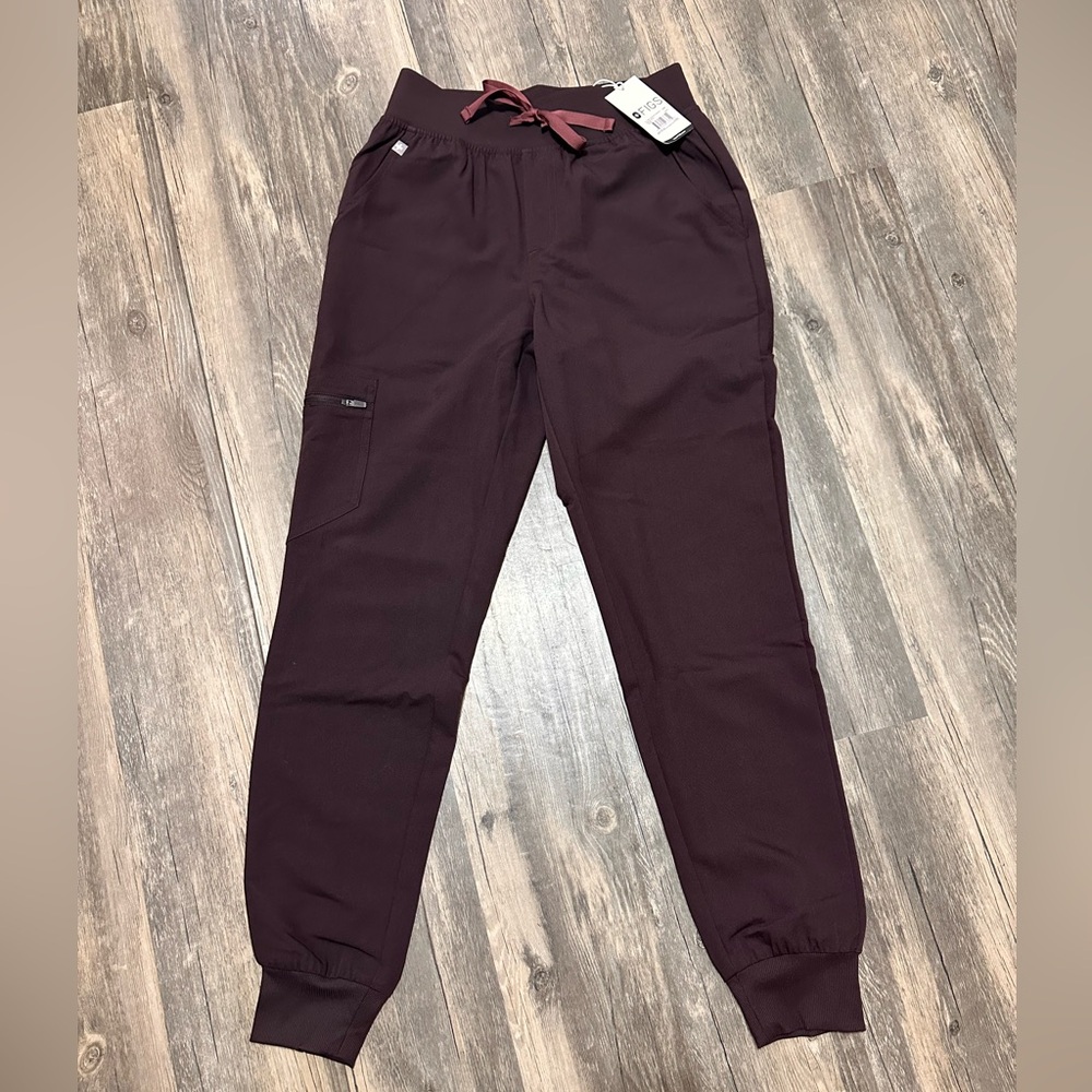 Figs jogger scrub pants NWT